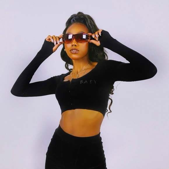 BRAND NEW-All Black-Two Piece Ribbed Set - Picture 3 of 5